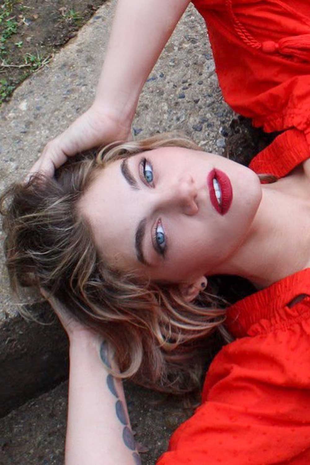 April Bennette (1)