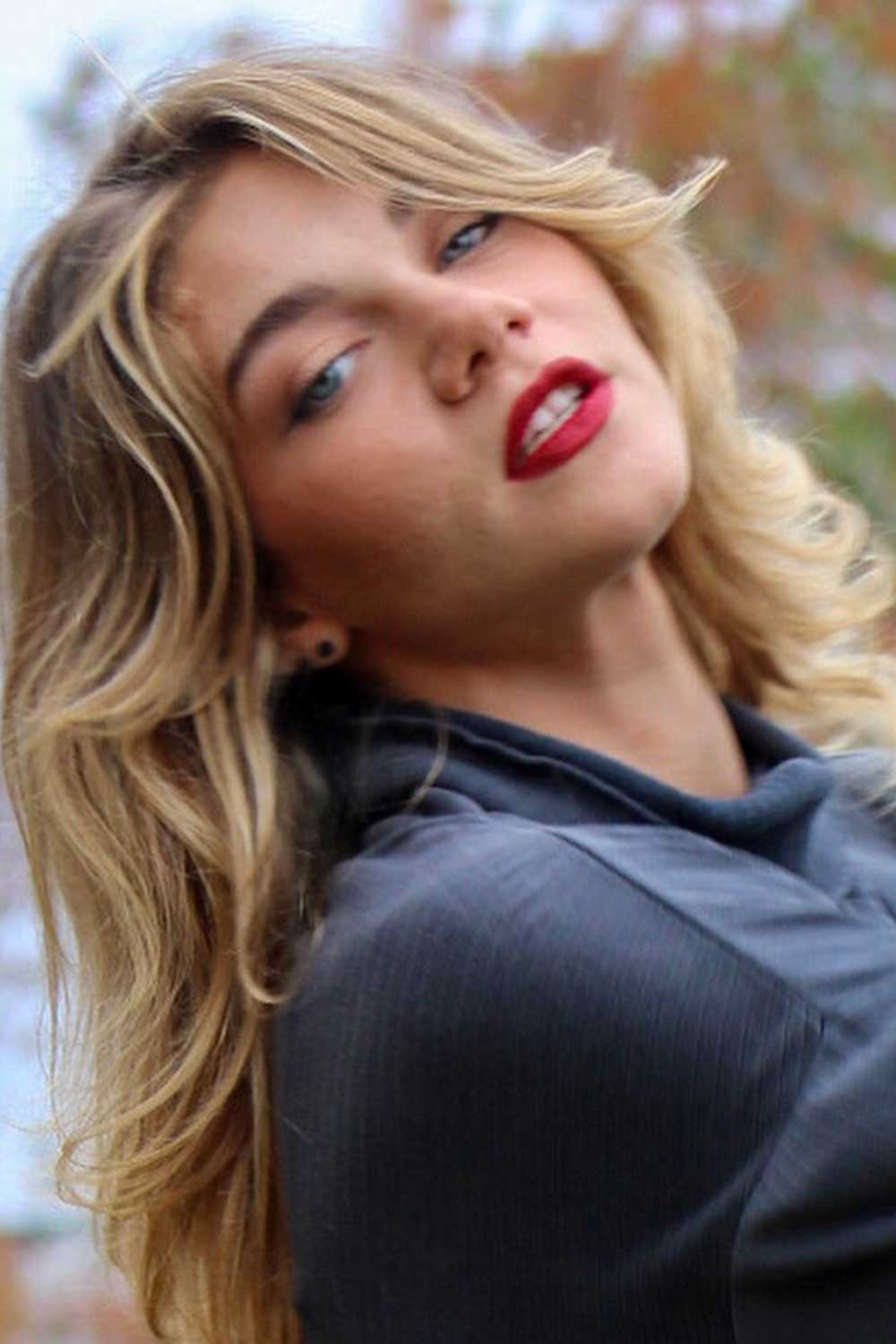 April Bennette (2)